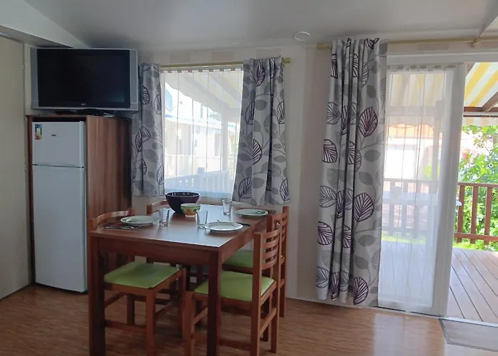 Camping La Prevote 3*